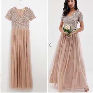 Maya v neck maxi tulle dress